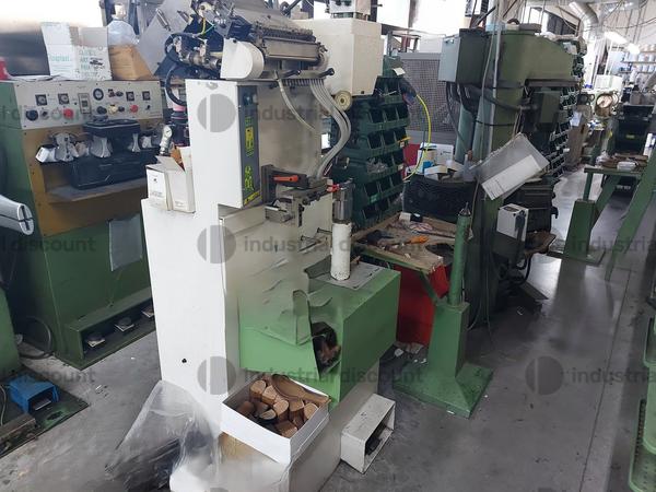 32#8561 Macchine per lavorazioni calzaturiere in vendita - foto 9