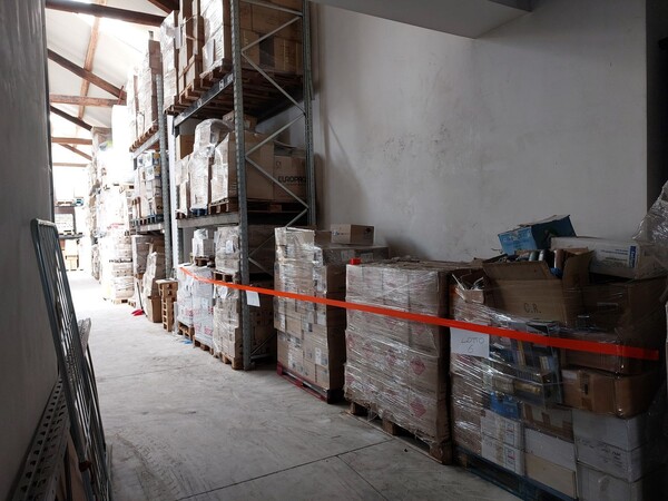 6#8578 Articoli per la casa e igiene personale in vendita - foto 15