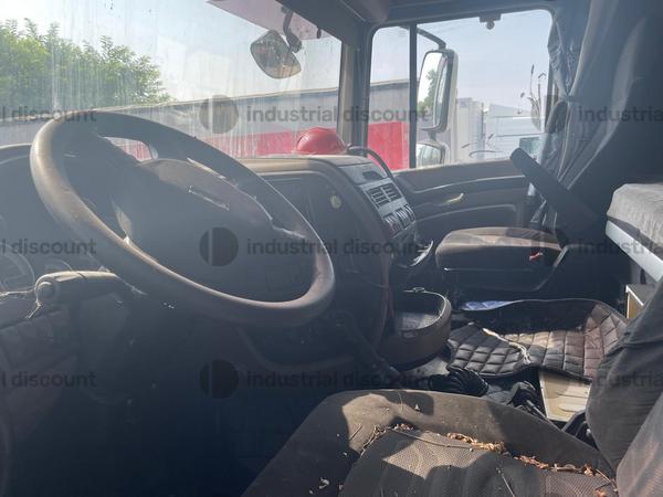 10#8581 Trattori stradali DAF e Attrezzatura da opificio in vendita - foto 27