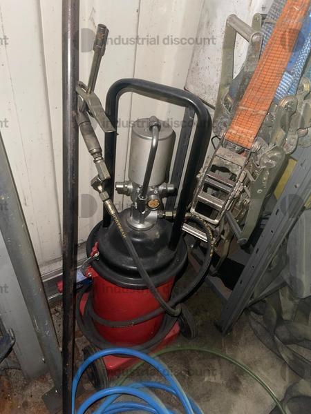 10#8581 Trattori stradali DAF e Attrezzatura da opificio in vendita - foto 31