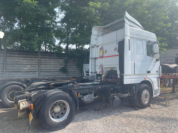 2#8581 Trattore stradale DAF in vendita - foto 2