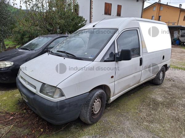 1#8588 Autocarri Scania Fiat Iveco e rimorchi Ellebi Macchi in vendita - foto 2