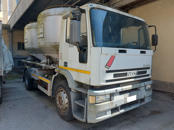 Autocarri in vendita