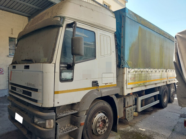 4#8595 Autocarro Iveco Magirus in vendita - foto 5