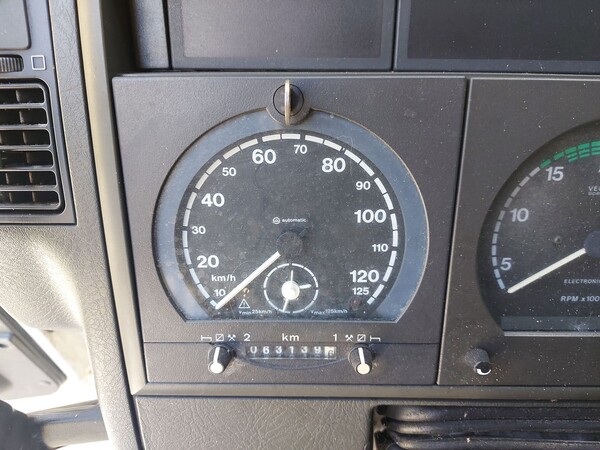 7#8595 Autocarro Iveco in vendita - foto 6