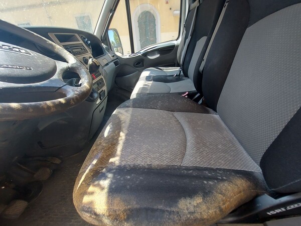 8#8595 Autocarro Iveco in vendita - foto 7