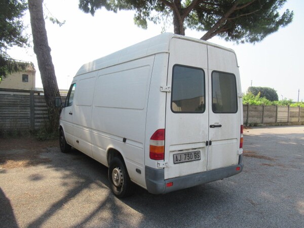 3#8598 Autocarro Mercedes 308D 2.3D in vendita - foto 3