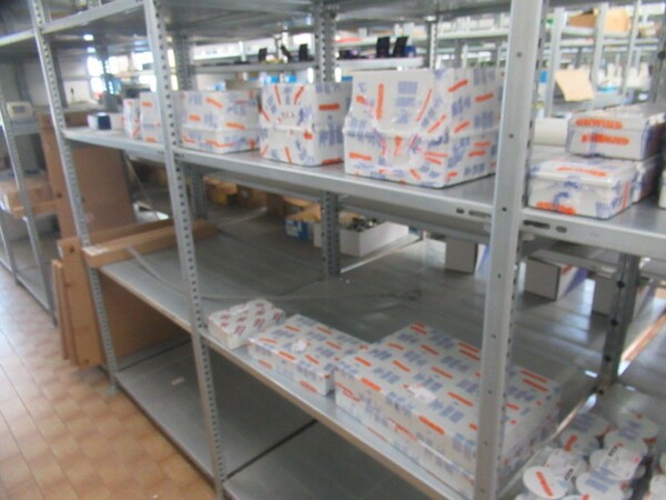 5#8599 Attrezzature varie di magazzino e rimanenze di materiale elettrico in vendita - foto 18