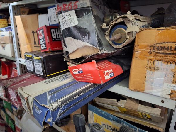 1#8606 Giacenze di magazzino per ricambi auto in vendita - foto 7