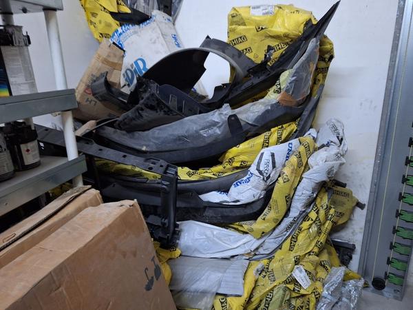 1#8606 Giacenze di magazzino per ricambi auto in vendita - foto 12