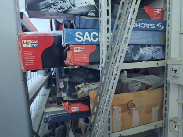 1#8606 Giacenze di magazzino per ricambi auto in vendita - foto 24