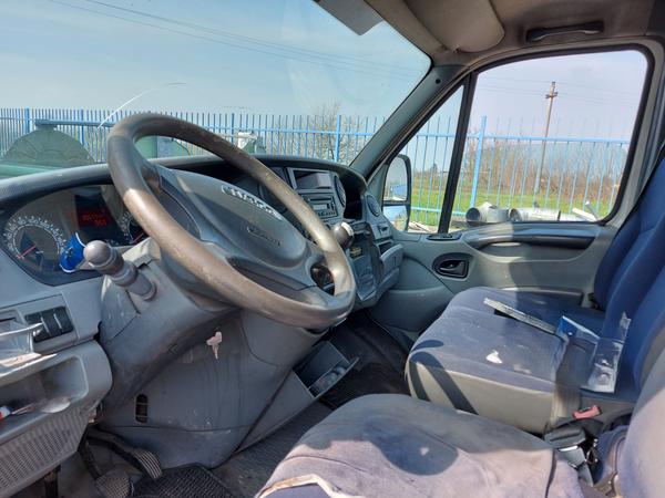 1#8607 Macchinari da carpenteria e arredi per uffici e autocarri in vendita - foto 61