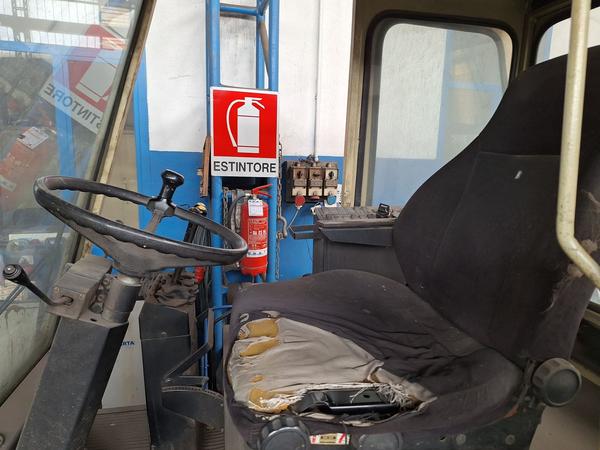 1#8608 Cesoia Vimercati carrello elevatore Kalmar e Iveco 35c13 in vendita - foto 18