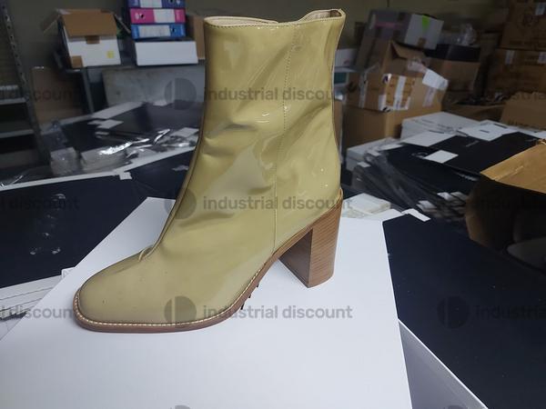 100#8613 Materie prime e prodotto finito in vendita - foto 1