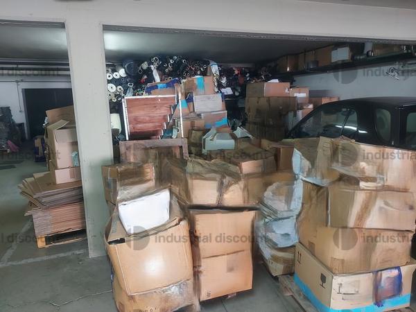 100#8613 Materie prime e prodotto finito in vendita - foto 3