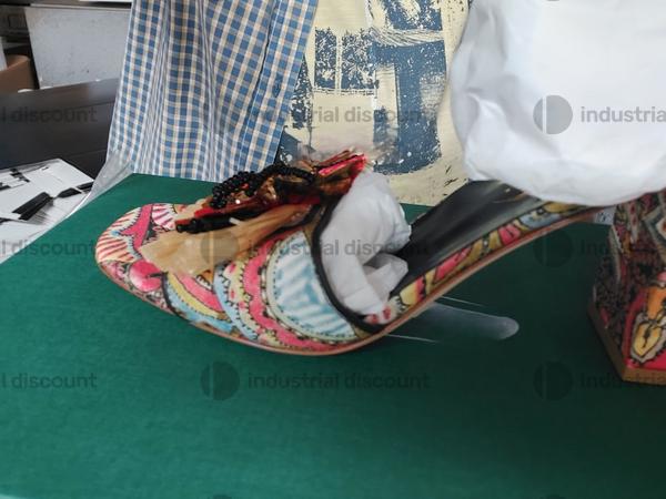 100#8613 Materie prime e prodotto finito in vendita - foto 11