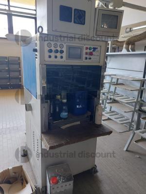 101#8613 Macchinari per calzaturifici, materie prime e prodotti finiti in vendita - foto 25