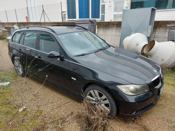 94#8616 Autovettura BMW 320D in vendita - foto 2