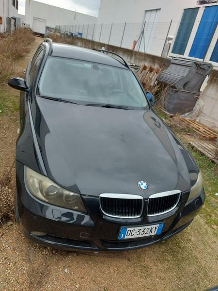 94#8616 Autovettura BMW 320D in vendita - foto 3