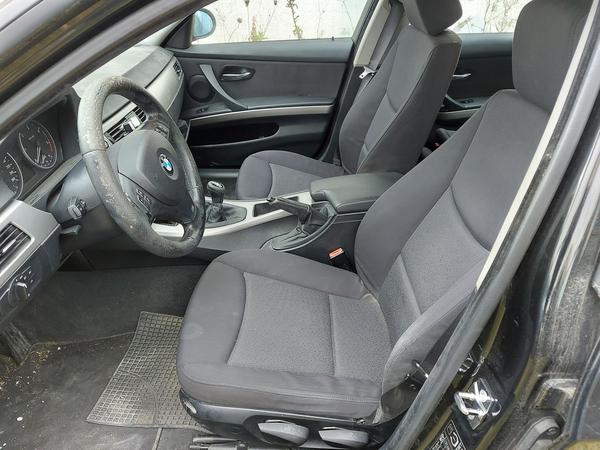94#8616 Autovettura BMW 320D in vendita - foto 6