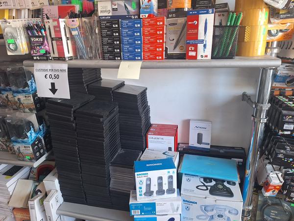 1#8629 Cellulari TV Portatili ed accessori in vendita - foto 15