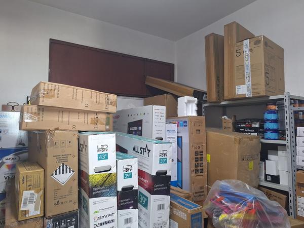 1#8629 Cellulari TV Portatili ed accessori in vendita - foto 29