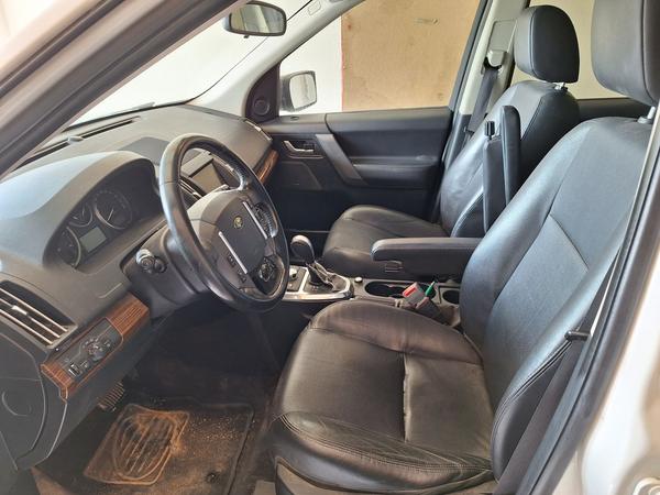 5#8633 Autovettura Land Rover Freelander 2 2.2D in vendita - foto 9