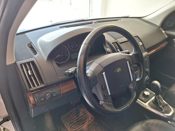 5#8633 Autovettura Land Rover Freelander 2 2.2D in vendita - foto 10