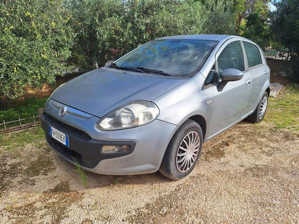 1#8637 Autovettura Fiat Punto 1.2D in vendita - foto 3
