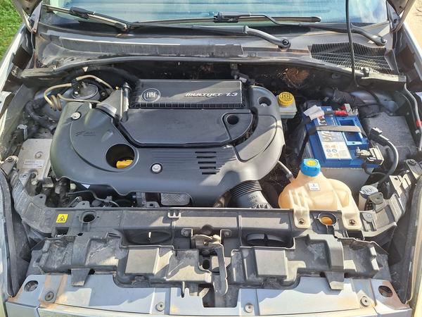 1#8637 Autovettura Fiat Punto 1.2D in vendita - foto 12