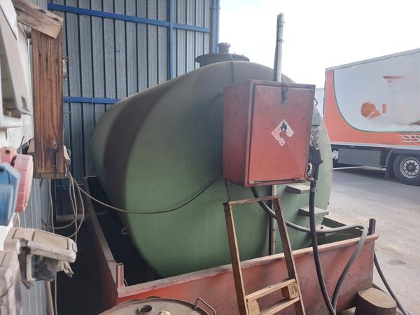22#8641 Serbatoio gasolio in vendita - foto 3