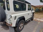 Immagine 3 - Autovettura Land Rover Defender - Lotto 2 (Asta 8644)