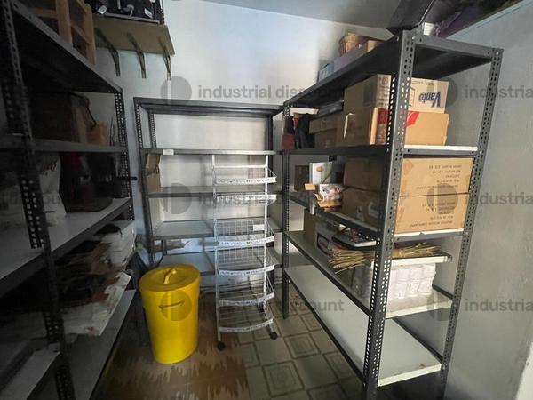 8#8664 Arredi da ufficio e Arredi da panificio in vendita - foto 2