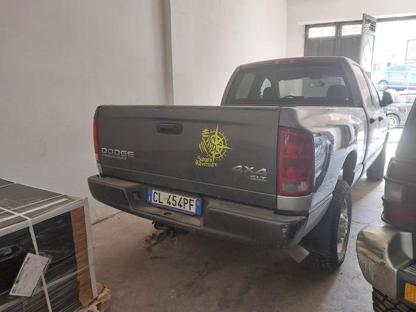 1#8668 Autocarro marca Dodge modello RAM 2500 in vendita - foto 5