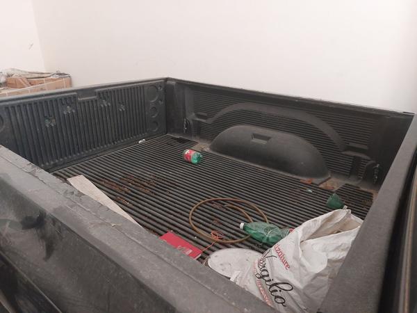 1#8668 Autocarro marca Dodge modello RAM 2500 in vendita - foto 8