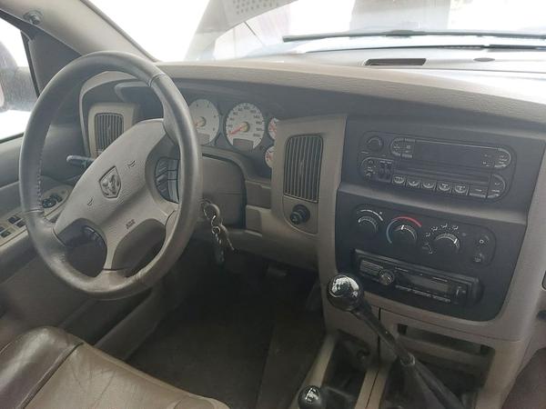 1#8668 Autocarro marca Dodge modello RAM 2500 in vendita - foto 17