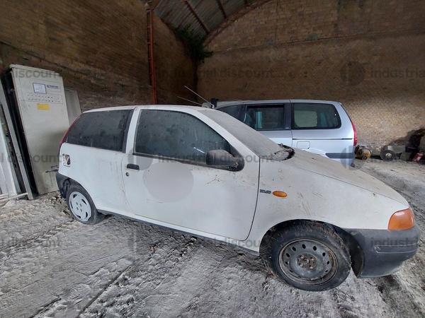 6#8669 Autovettura Fiat Punto in vendita - foto 2