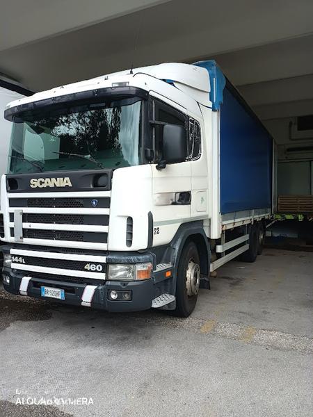 Autocarri in vendita