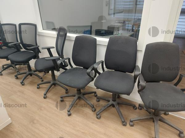 1#8705 Arredo ufficio e materiale elettronico in vendita - foto 1