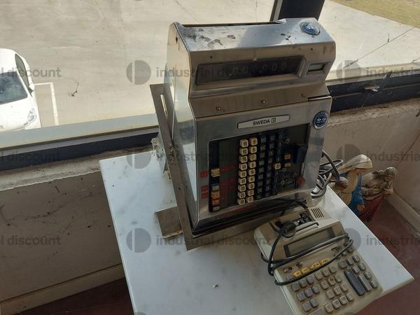 28#8723 Arredamento ufficio, pc, periferiche in vendita - foto 7