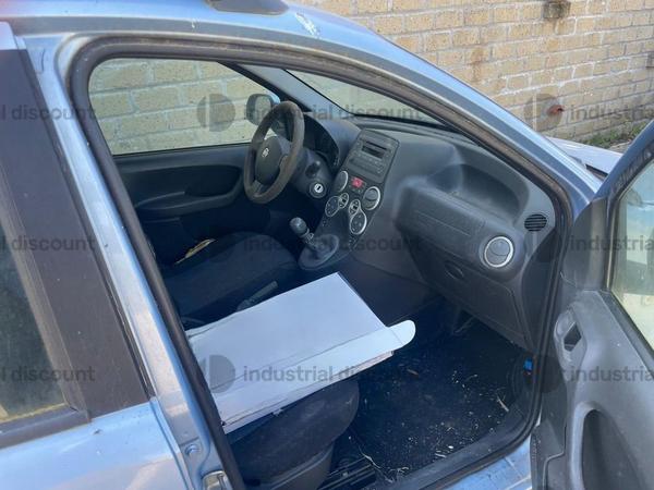 29#8723 Autovettura Fiat Panda in vendita - foto 2