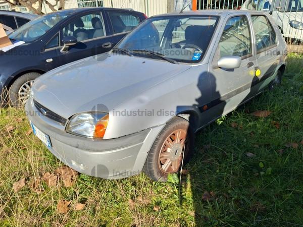 32#8738 Autovetture Ford e Mercedes Benz in vendita - foto 4