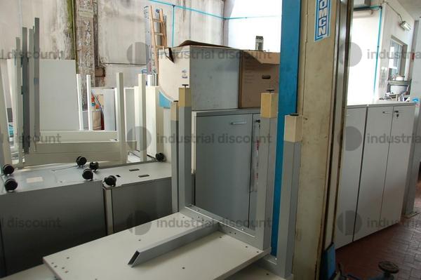 35#8738 Attrezzatura da officina e arredo da ufficio in vendita - foto 13