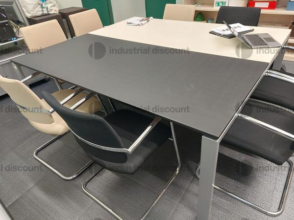 3#8743 Arredo ed attrezzatura da ufficio in vendita - foto 1