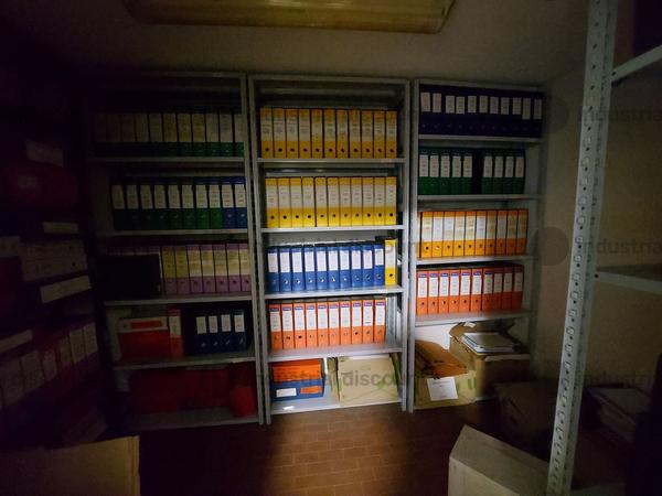 3#8743 Arredo ed attrezzatura da ufficio in vendita - foto 36