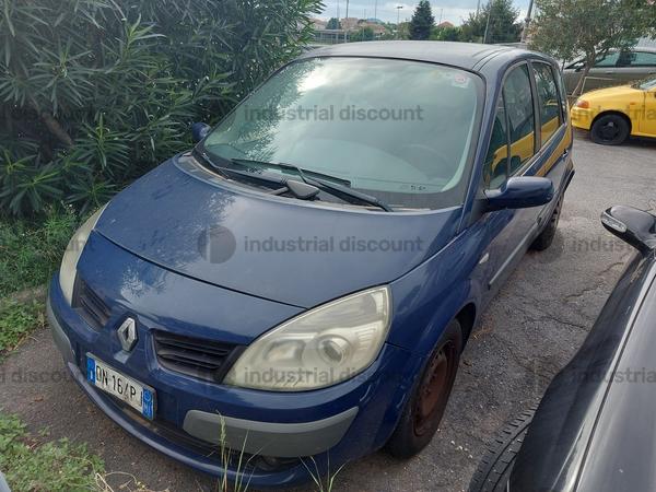 16#8745 Autovettura Renault Scenic in vendita - foto 1