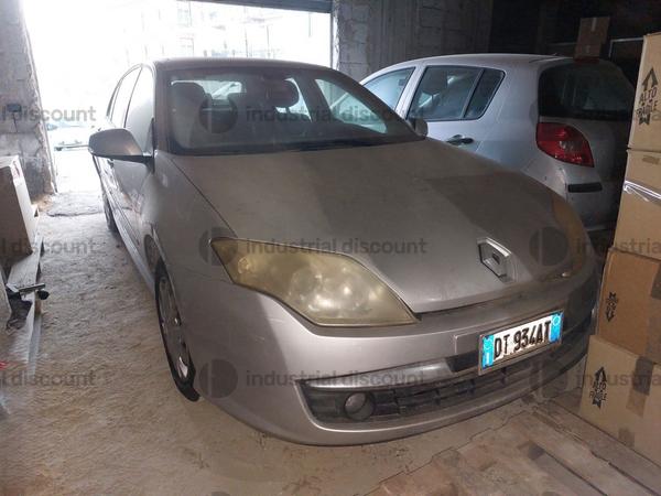 1#8749 Autovettura Renault New Laguna in vendita - foto 1