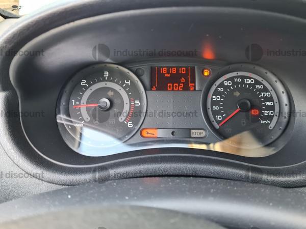 2#8749 Autovettura Renault Clio in vendita - foto 17