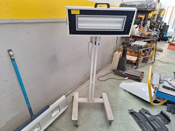 16#8759 Lampade per carrozzeria in vendita - foto 3