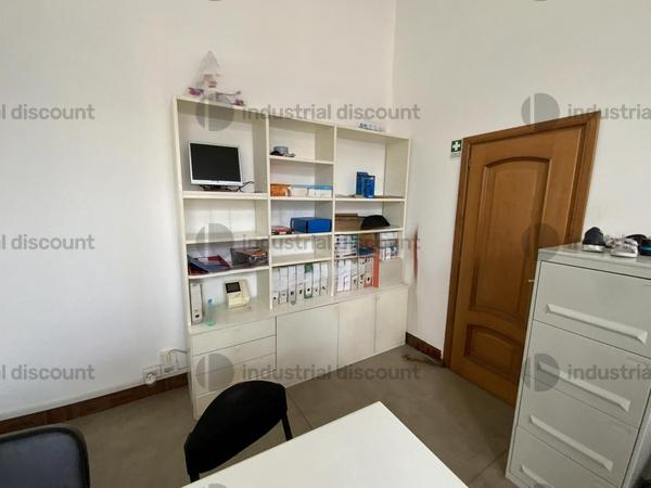 16#8768 Mobili ed arredi da ufficio in vendita - foto 3